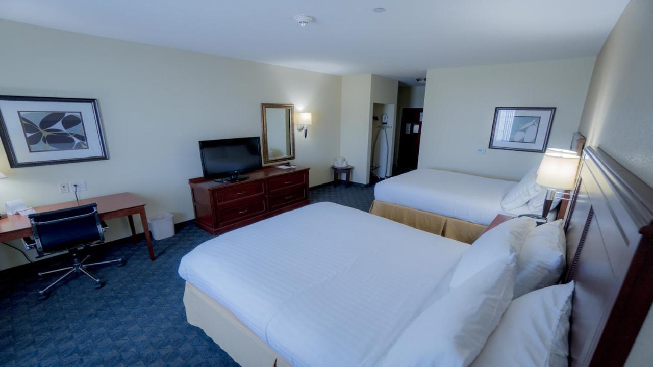 Holiday Inn Express Hotel & Suites Pampa, An Ihg Hotel Rum bild