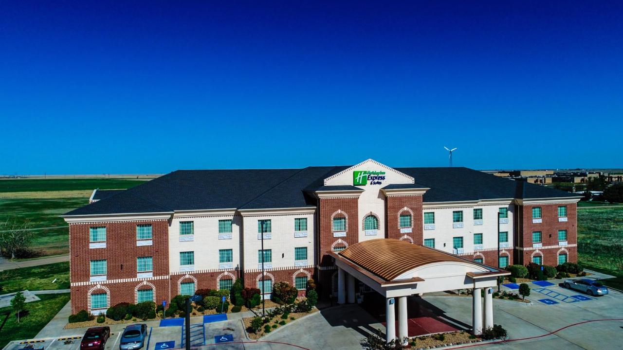 Holiday Inn Express Hotel & Suites Pampa, An Ihg Hotel Exteriör bild